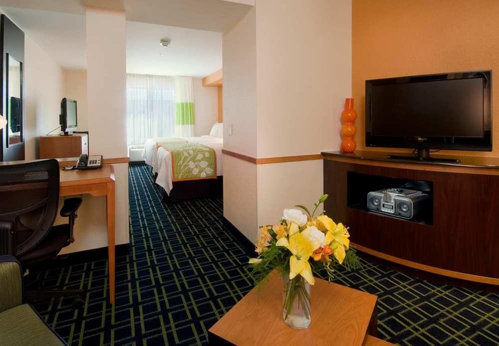 Fairfield Inn & Suites By Marriott Austin Parmer Tech Ridge Exteriör bild